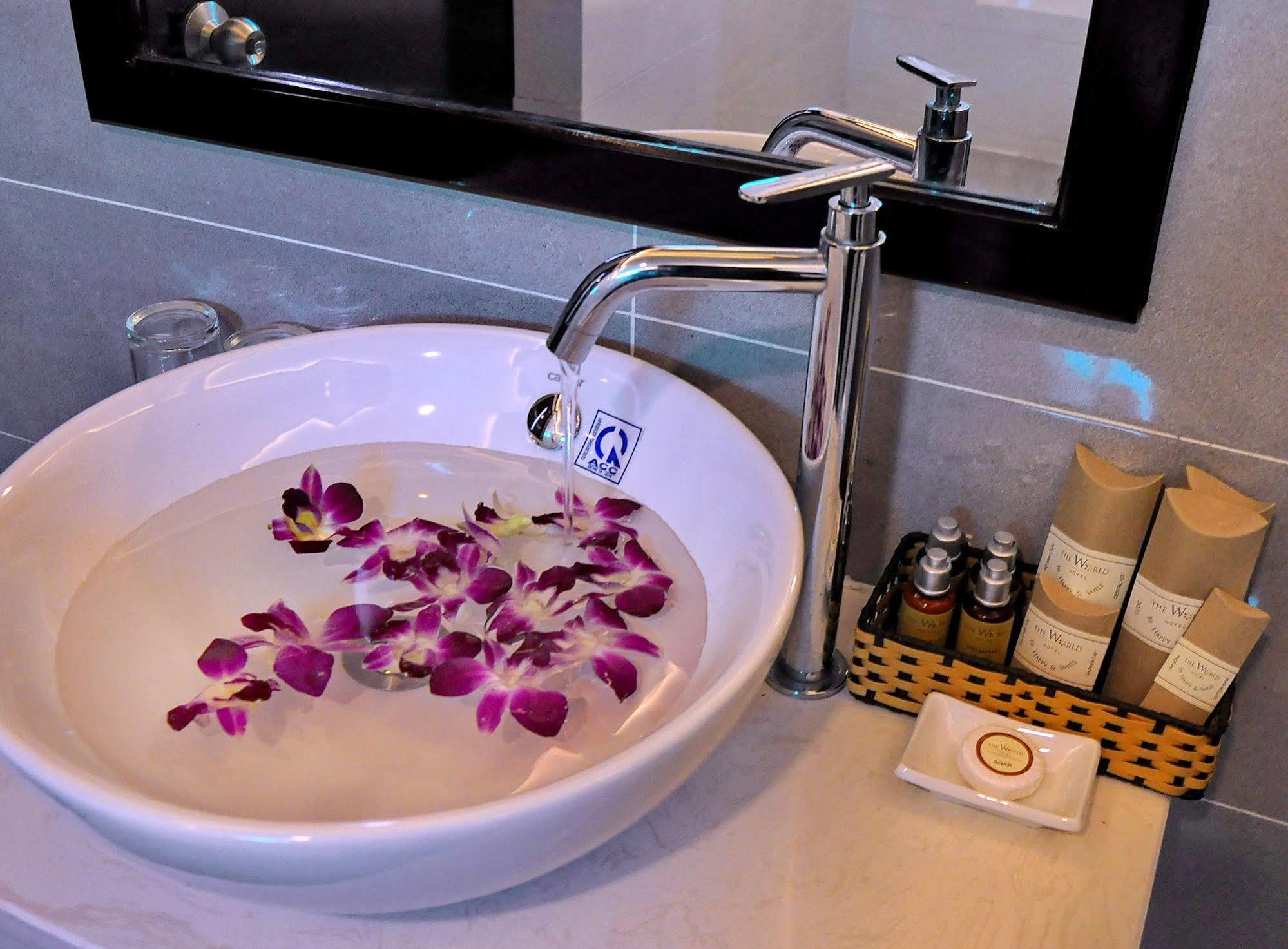 Camellia Nhatrang Hotel Нячанг Экстерьер фото